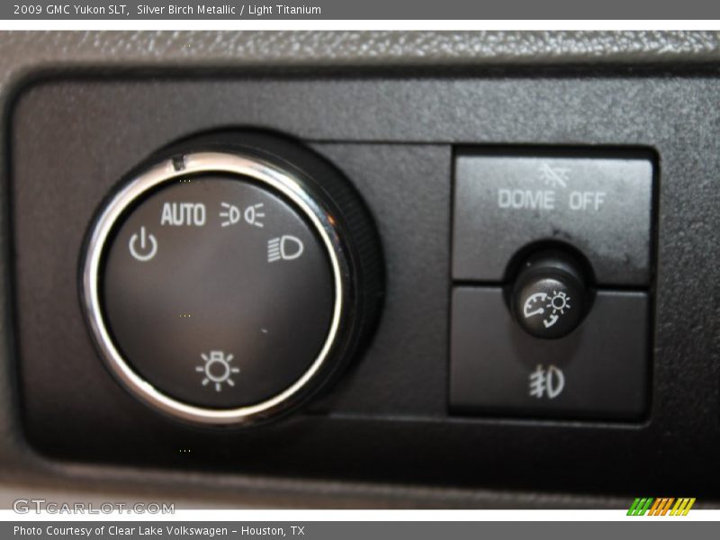 Silver Birch Metallic / Light Titanium 2009 GMC Yukon SLT