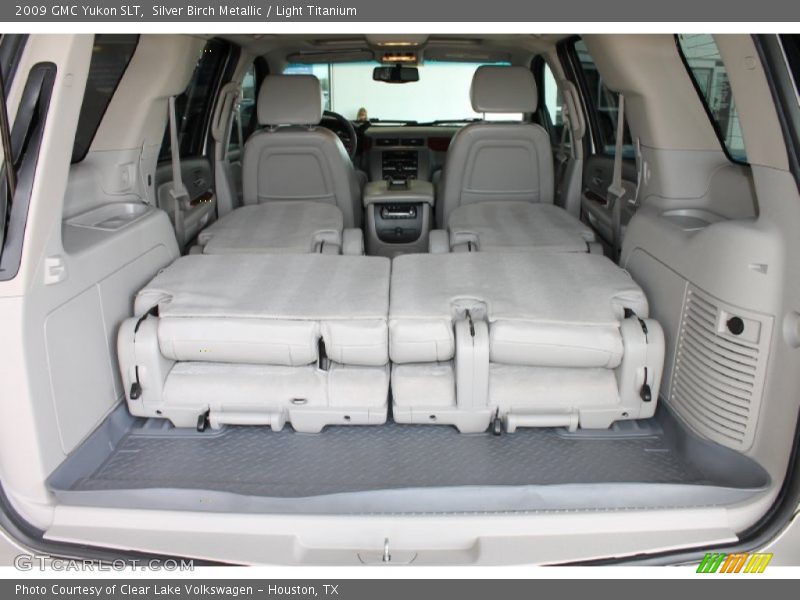 Silver Birch Metallic / Light Titanium 2009 GMC Yukon SLT