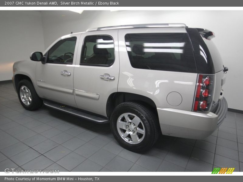 Silver Birch Metallic / Ebony Black 2007 GMC Yukon Denali AWD