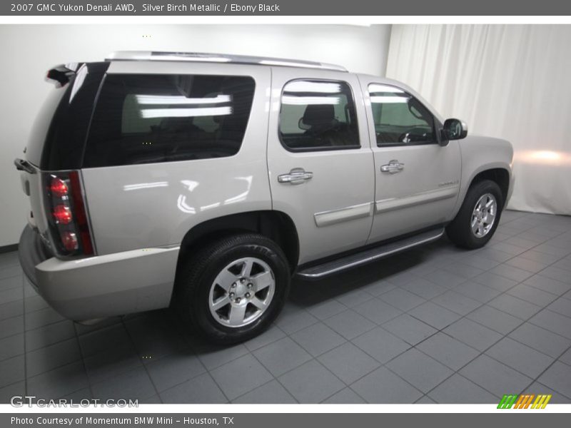 Silver Birch Metallic / Ebony Black 2007 GMC Yukon Denali AWD