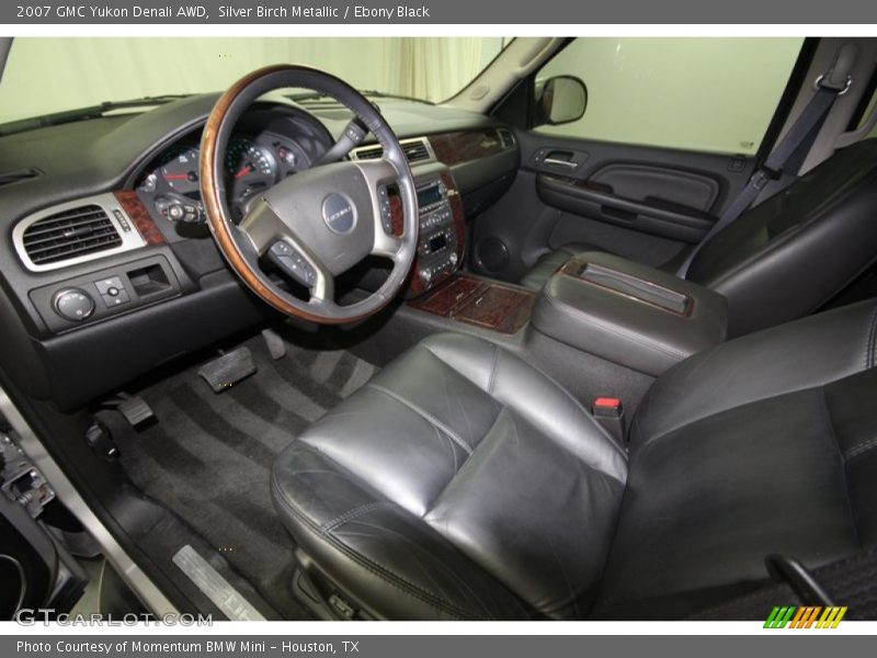 Silver Birch Metallic / Ebony Black 2007 GMC Yukon Denali AWD