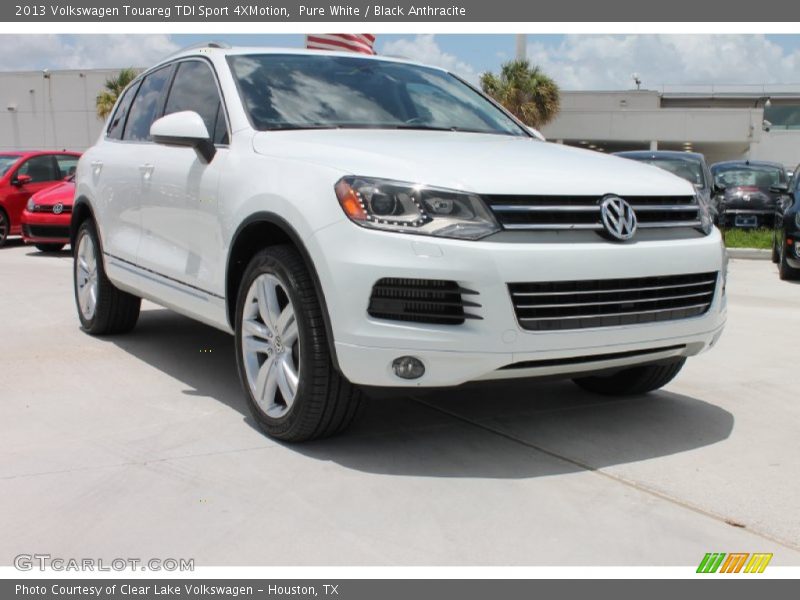 Pure White / Black Anthracite 2013 Volkswagen Touareg TDI Sport 4XMotion