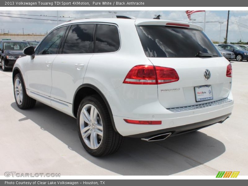 Pure White / Black Anthracite 2013 Volkswagen Touareg TDI Sport 4XMotion
