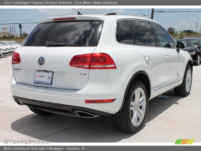Pure White / Black Anthracite 2013 Volkswagen Touareg TDI Sport 4XMotion