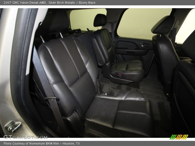Silver Birch Metallic / Ebony Black 2007 GMC Yukon Denali AWD