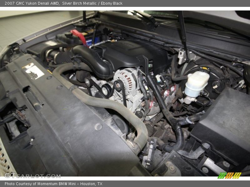 Silver Birch Metallic / Ebony Black 2007 GMC Yukon Denali AWD