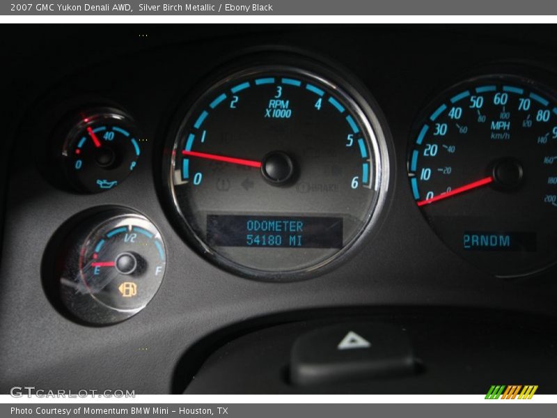 Silver Birch Metallic / Ebony Black 2007 GMC Yukon Denali AWD