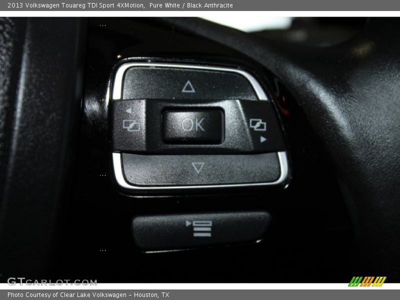 Pure White / Black Anthracite 2013 Volkswagen Touareg TDI Sport 4XMotion