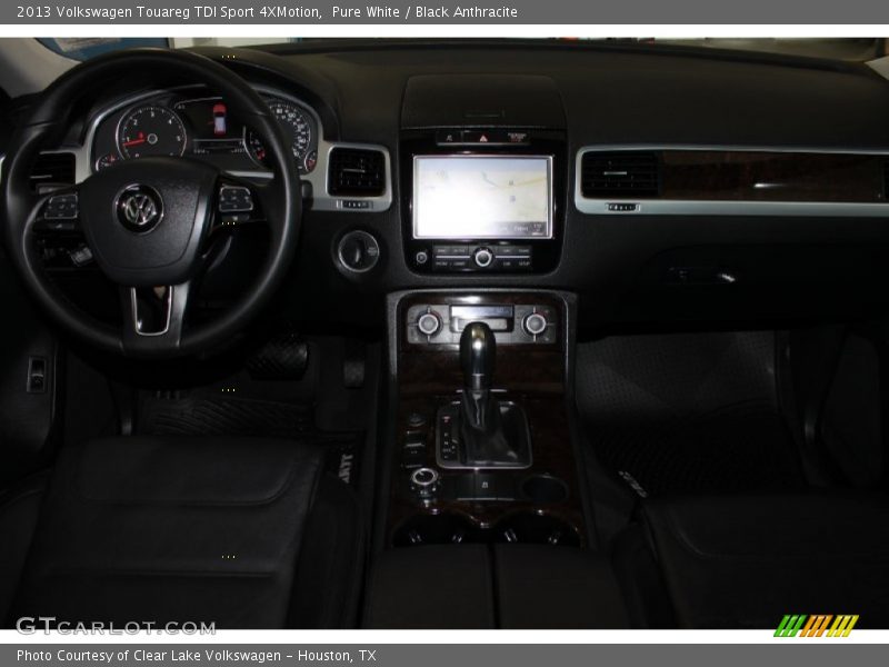 Pure White / Black Anthracite 2013 Volkswagen Touareg TDI Sport 4XMotion