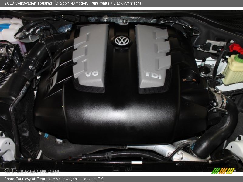 Pure White / Black Anthracite 2013 Volkswagen Touareg TDI Sport 4XMotion