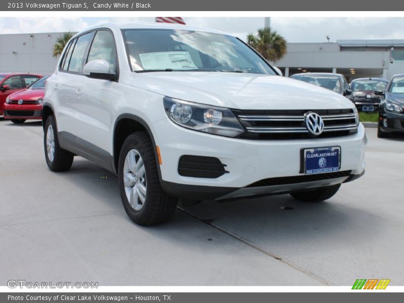 Candy White / Black 2013 Volkswagen Tiguan S