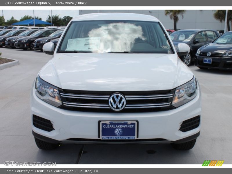 Candy White / Black 2013 Volkswagen Tiguan S