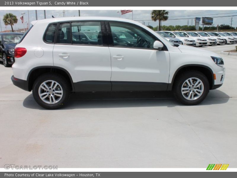 Candy White / Black 2013 Volkswagen Tiguan S