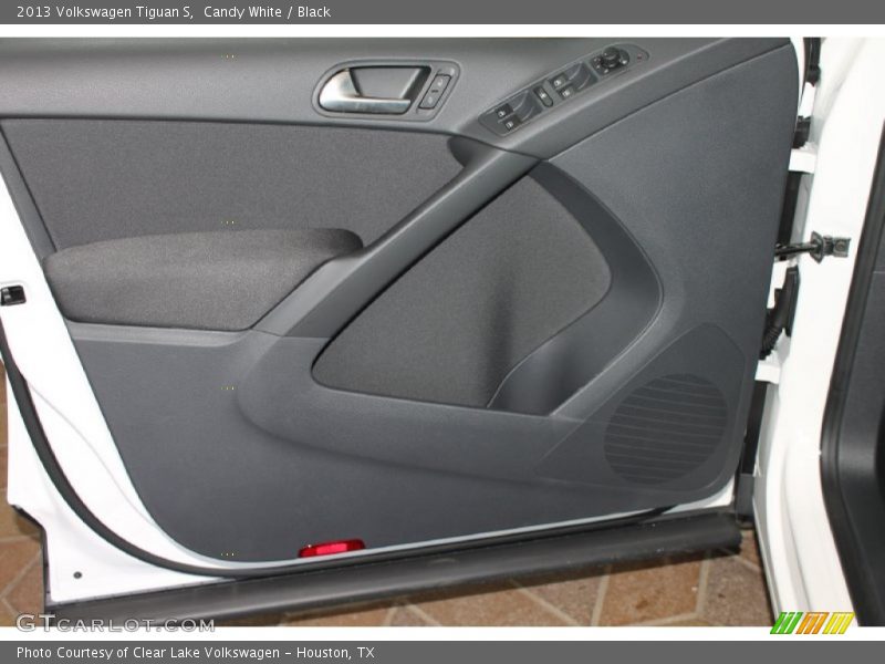 Candy White / Black 2013 Volkswagen Tiguan S