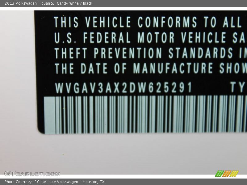 Candy White / Black 2013 Volkswagen Tiguan S