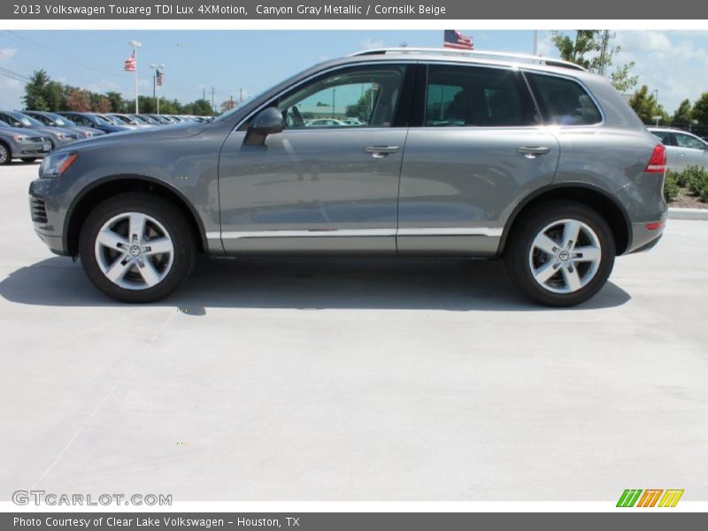 Canyon Gray Metallic / Cornsilk Beige 2013 Volkswagen Touareg TDI Lux 4XMotion