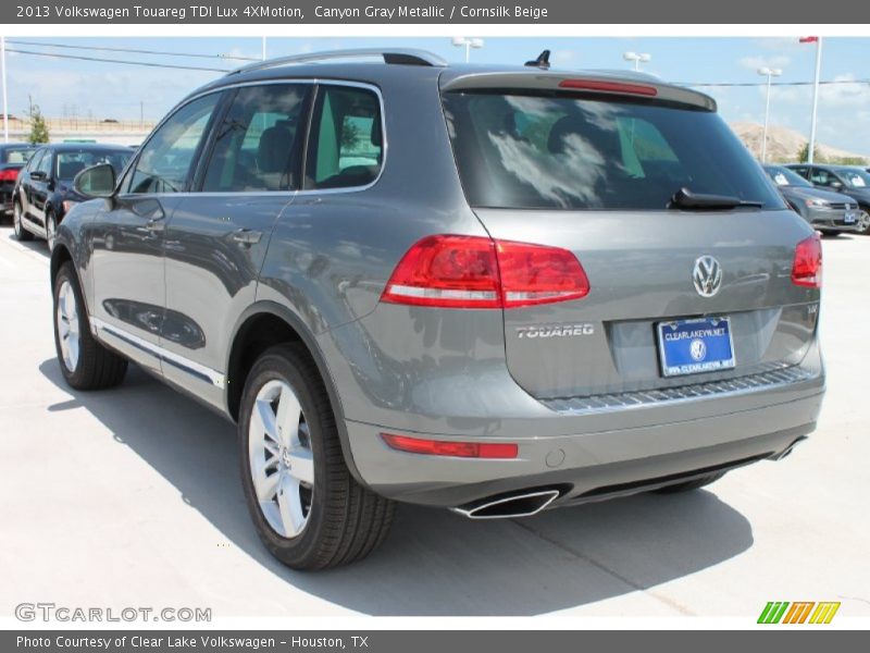 Canyon Gray Metallic / Cornsilk Beige 2013 Volkswagen Touareg TDI Lux 4XMotion