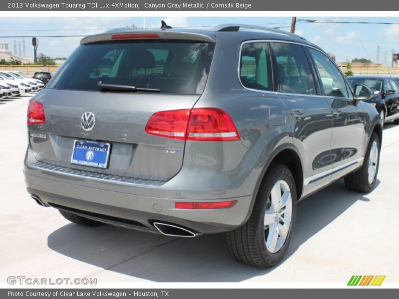 Canyon Gray Metallic / Cornsilk Beige 2013 Volkswagen Touareg TDI Lux 4XMotion