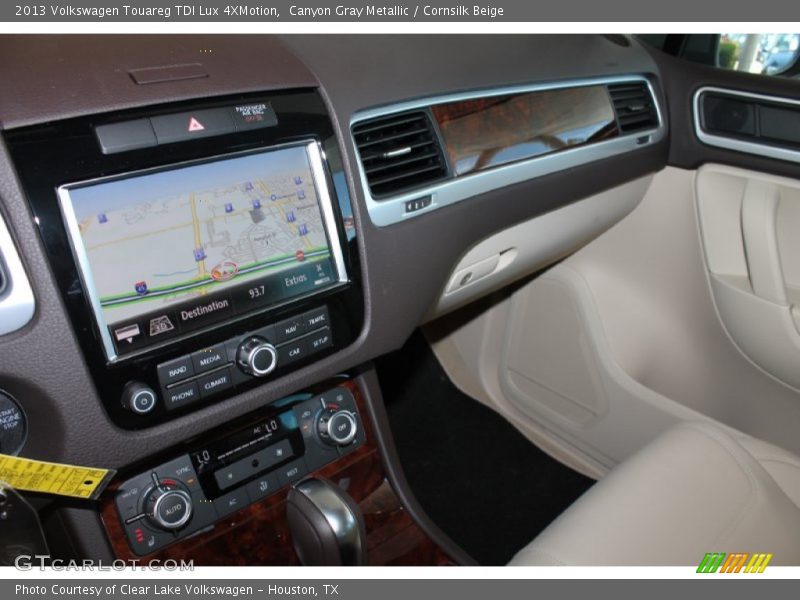 Canyon Gray Metallic / Cornsilk Beige 2013 Volkswagen Touareg TDI Lux 4XMotion