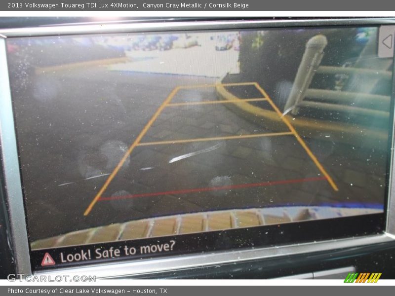 Canyon Gray Metallic / Cornsilk Beige 2013 Volkswagen Touareg TDI Lux 4XMotion