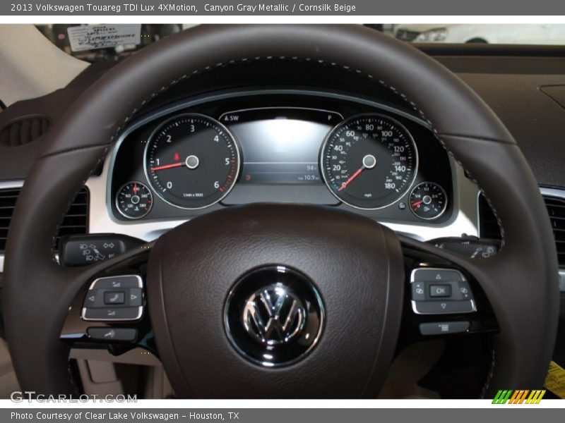 Canyon Gray Metallic / Cornsilk Beige 2013 Volkswagen Touareg TDI Lux 4XMotion
