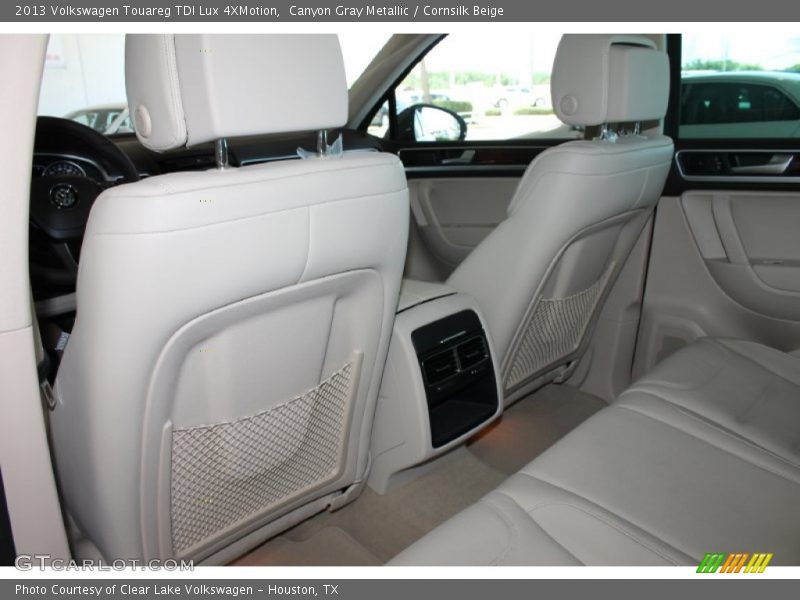 Canyon Gray Metallic / Cornsilk Beige 2013 Volkswagen Touareg TDI Lux 4XMotion
