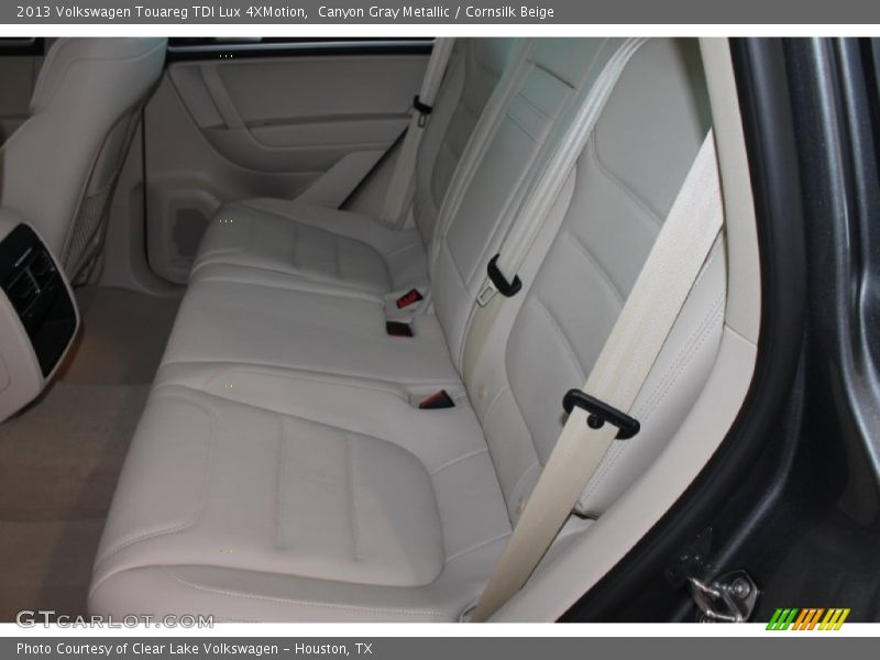 Canyon Gray Metallic / Cornsilk Beige 2013 Volkswagen Touareg TDI Lux 4XMotion