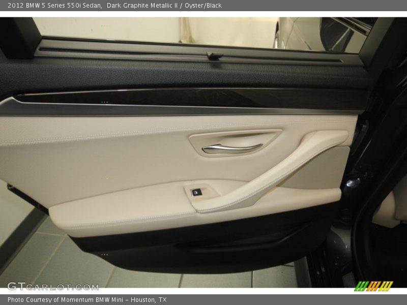 Dark Graphite Metallic II / Oyster/Black 2012 BMW 5 Series 550i Sedan