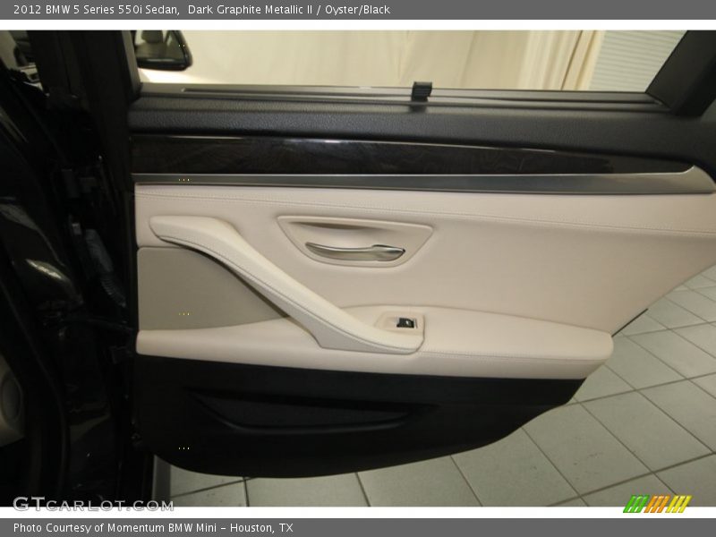 Dark Graphite Metallic II / Oyster/Black 2012 BMW 5 Series 550i Sedan