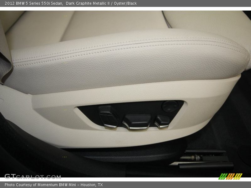 Dark Graphite Metallic II / Oyster/Black 2012 BMW 5 Series 550i Sedan