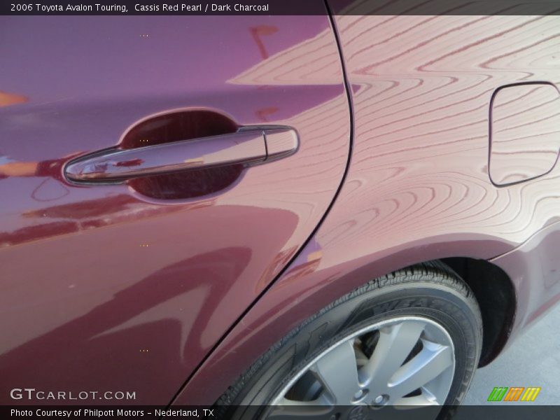 Cassis Red Pearl / Dark Charcoal 2006 Toyota Avalon Touring