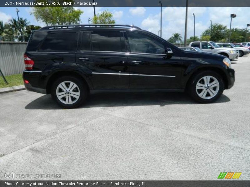 Black / Macadamia 2007 Mercedes-Benz GL 450
