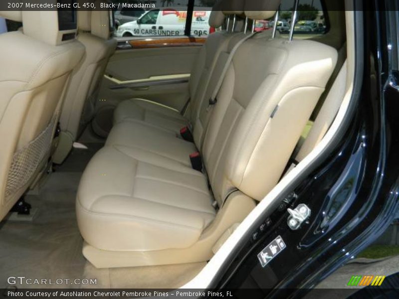Black / Macadamia 2007 Mercedes-Benz GL 450