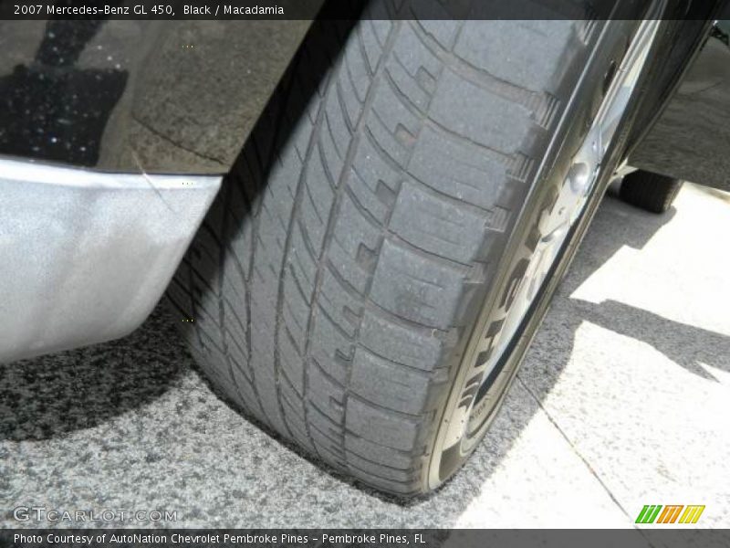 Black / Macadamia 2007 Mercedes-Benz GL 450