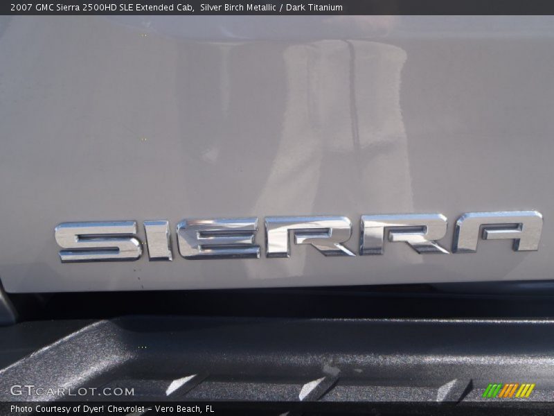 Silver Birch Metallic / Dark Titanium 2007 GMC Sierra 2500HD SLE Extended Cab