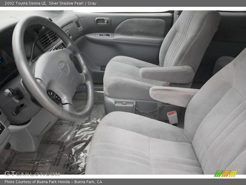 Silver Shadow Pearl / Gray 2002 Toyota Sienna LE