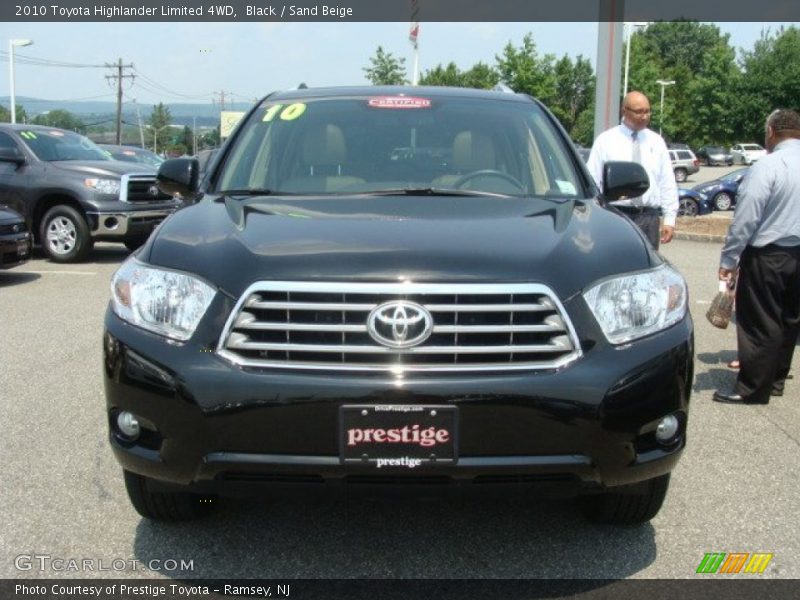 Black / Sand Beige 2010 Toyota Highlander Limited 4WD