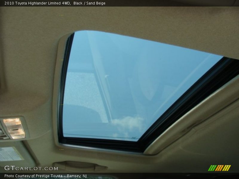 Black / Sand Beige 2010 Toyota Highlander Limited 4WD