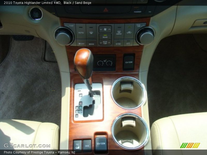 Black / Sand Beige 2010 Toyota Highlander Limited 4WD