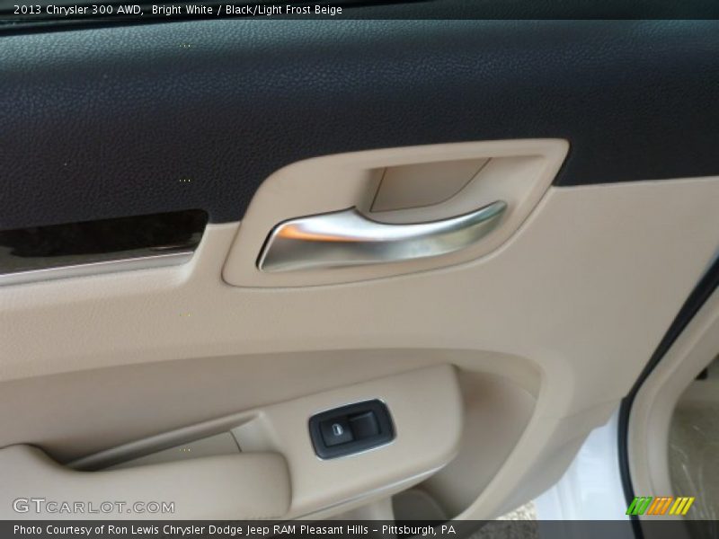 Bright White / Black/Light Frost Beige 2013 Chrysler 300 AWD
