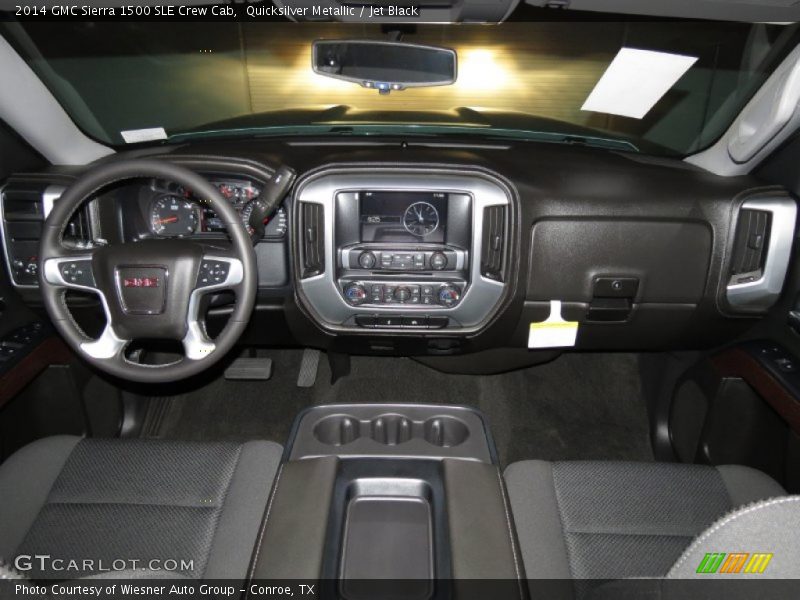 Dashboard of 2014 Sierra 1500 SLE Crew Cab