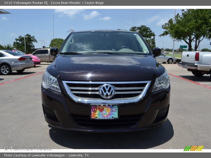 Cocoa Bean Metallic / Ceylon Beige 2010 Volkswagen Routan SE