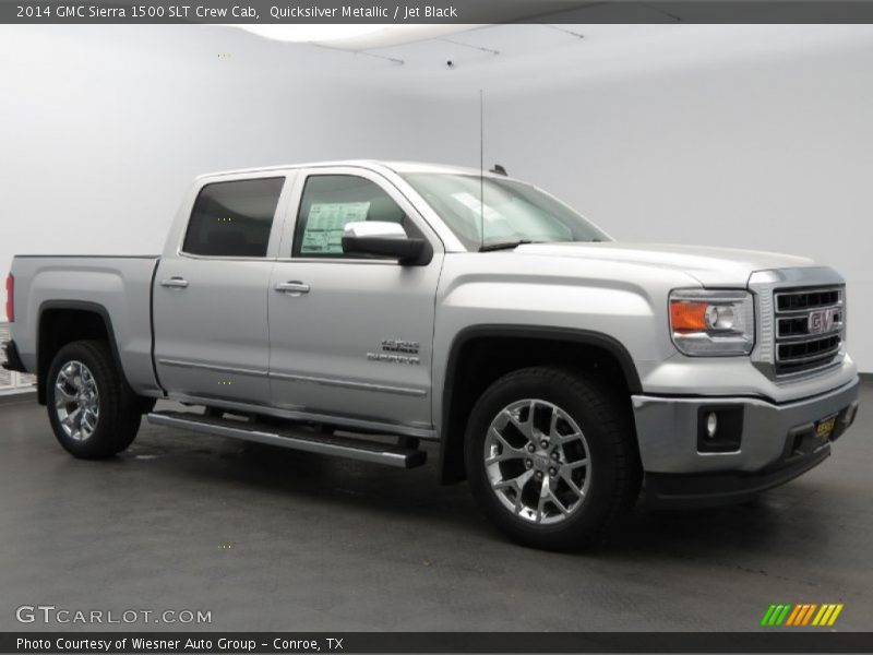 Front 3/4 View of 2014 Sierra 1500 SLT Crew Cab
