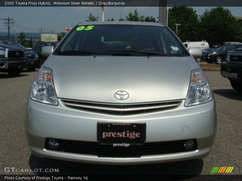 Millenium Silver Metallic / Gray/Burgundy 2005 Toyota Prius Hybrid