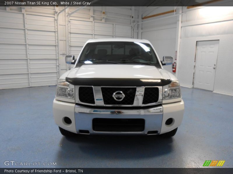 White / Steel Gray 2007 Nissan Titan SE King Cab