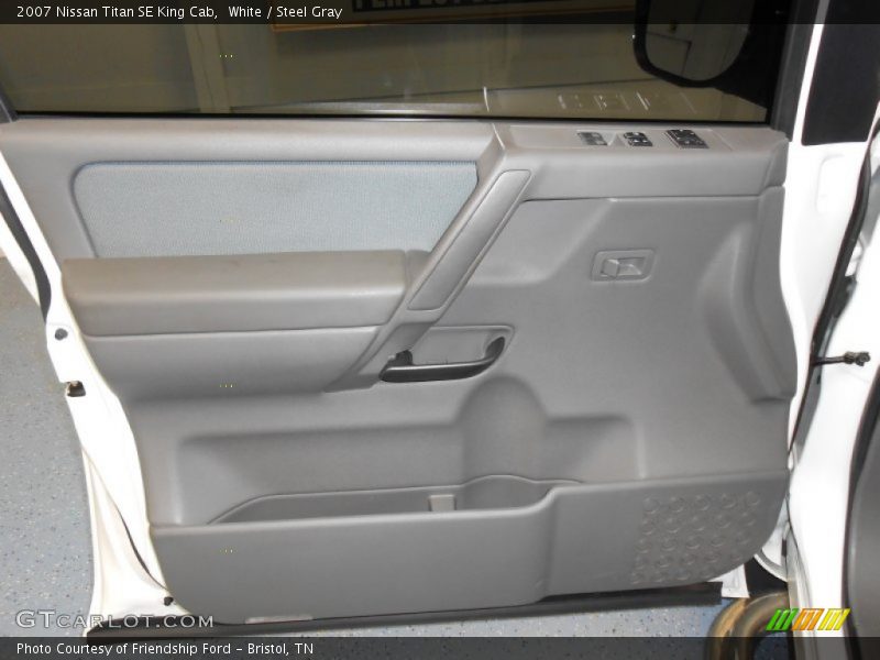 White / Steel Gray 2007 Nissan Titan SE King Cab