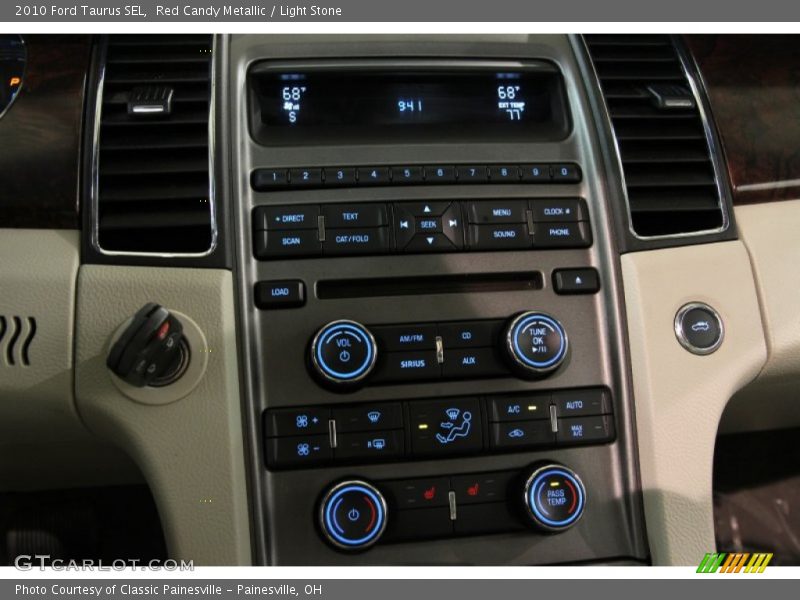 Controls of 2010 Taurus SEL