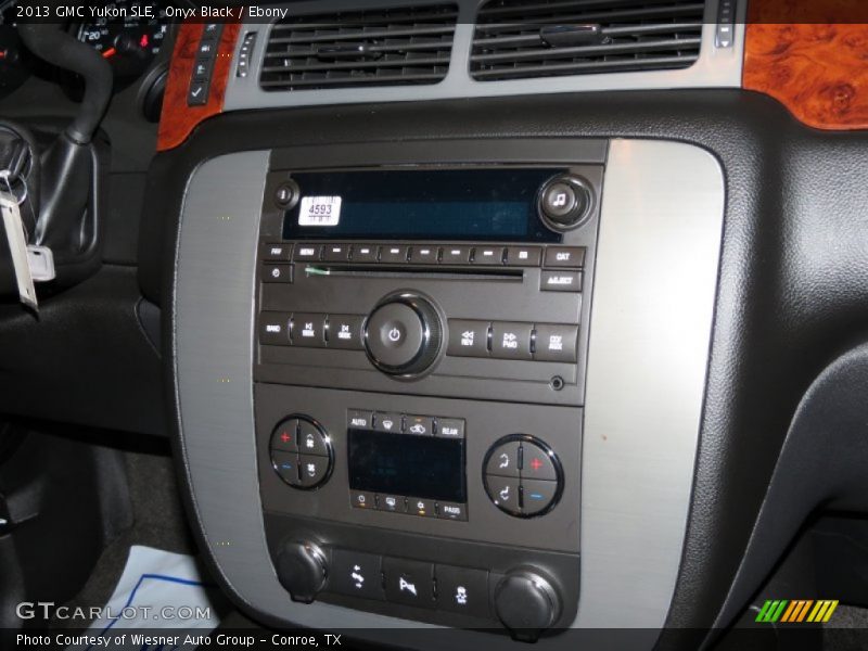Onyx Black / Ebony 2013 GMC Yukon SLE