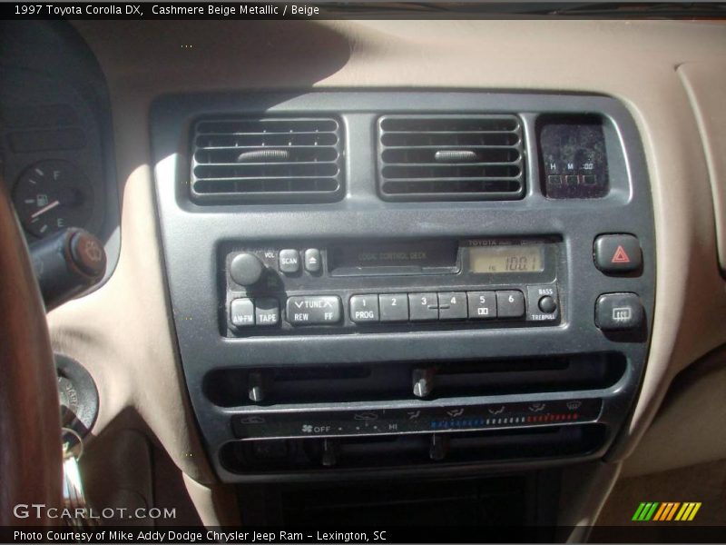 Cashmere Beige Metallic / Beige 1997 Toyota Corolla DX