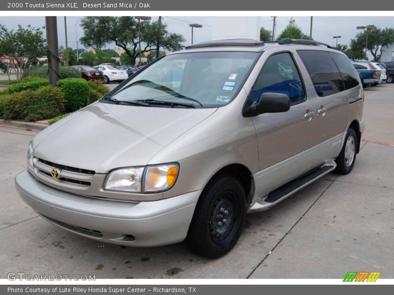 Desert Sand Mica / Oak 2000 Toyota Sienna XLE